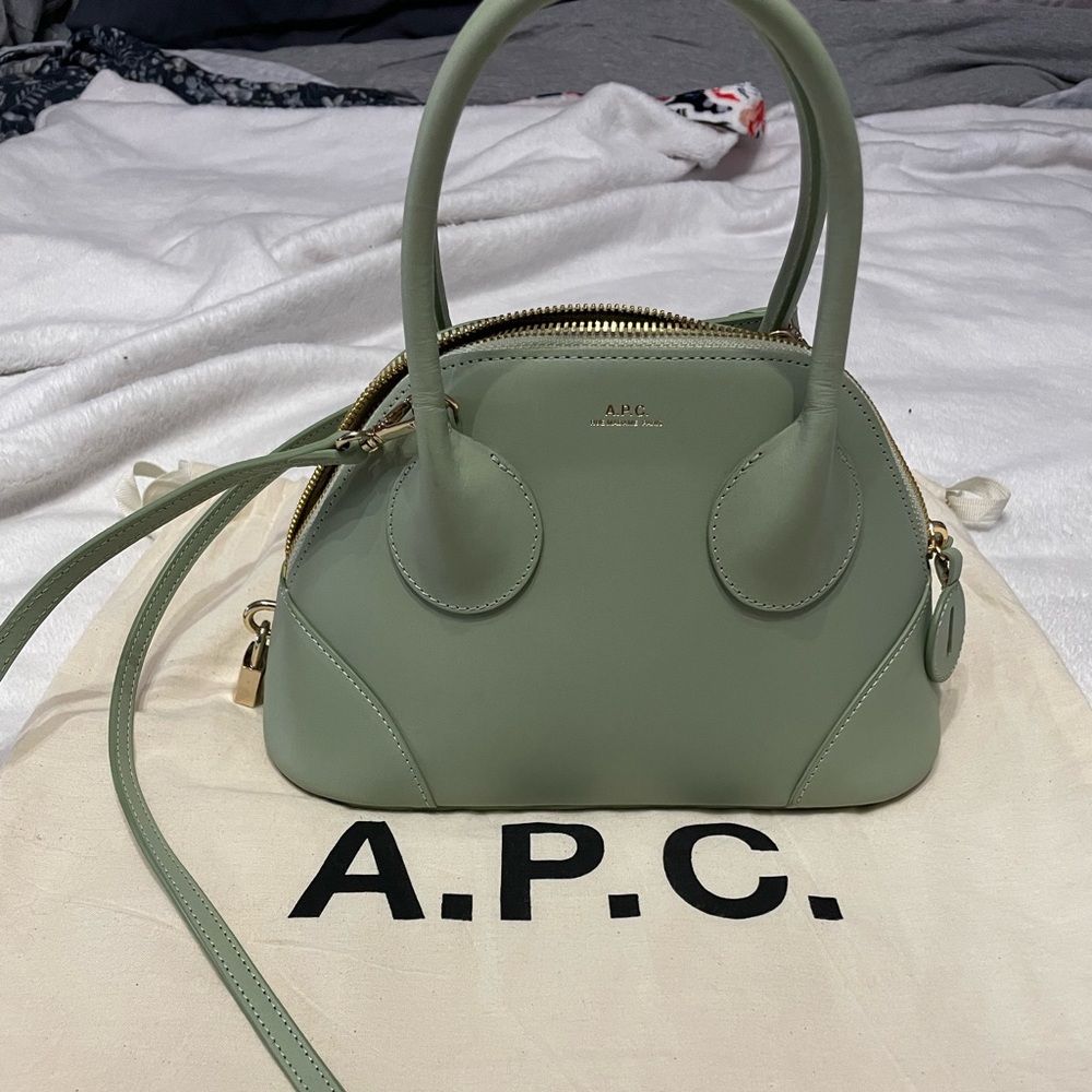 A.P.C Emma Logo Printed Mini Bag - Green